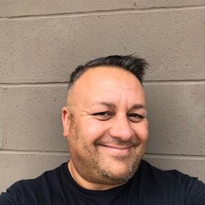 Meet your Posher, Leon